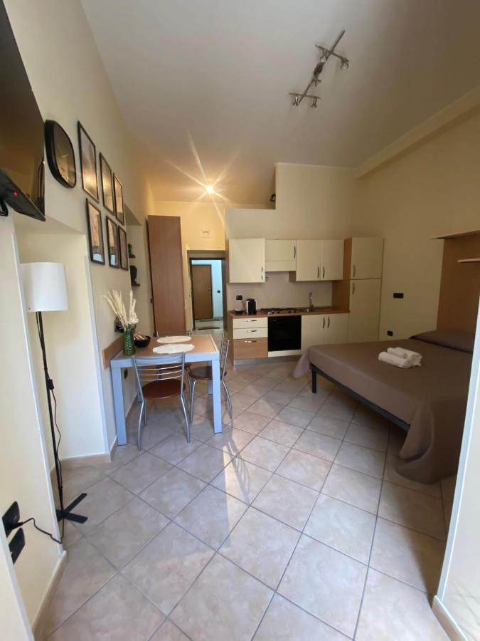 Guest House Via Poerio Catanzaro Extérieur photo